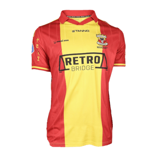 Go Ahead Eagles kit