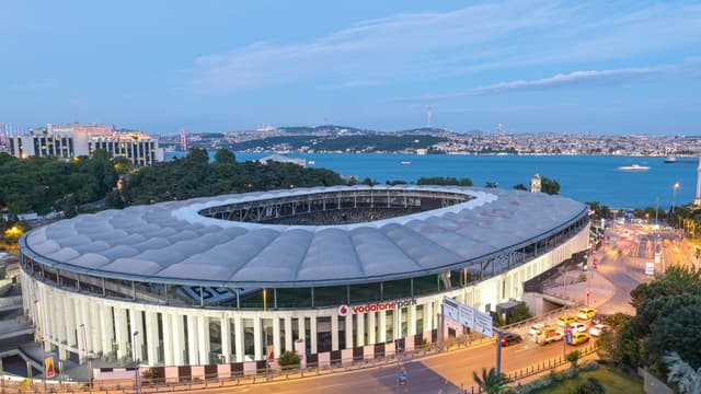 Tüpraş Stadyumu